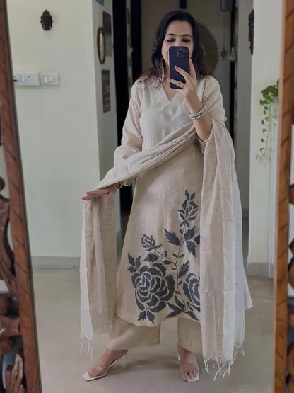 Ivory Floral Printed Kurta Set