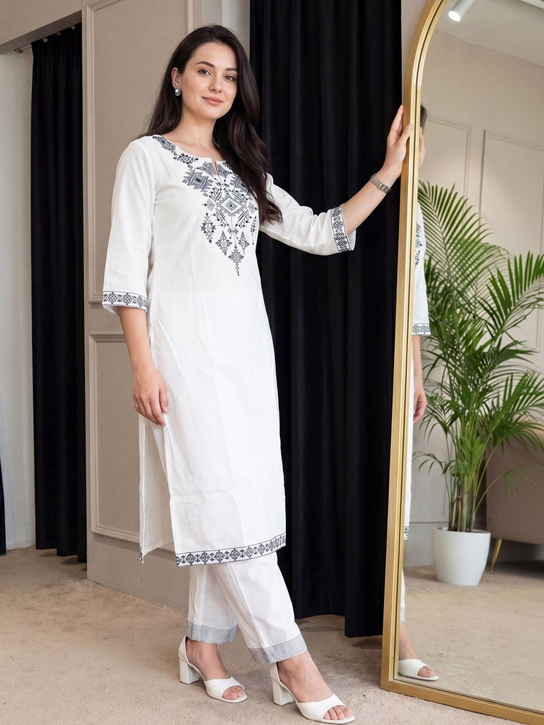 White Embroidered Straight Kurta